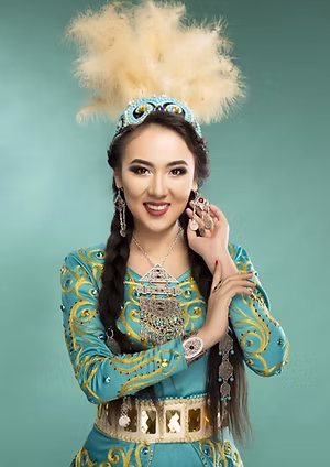 Бақытнұрқызы: 
“Бұлбұл“ әні бағымды ашты!